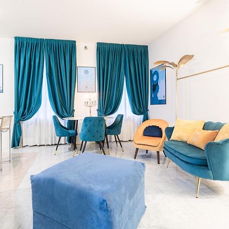 מילאנו Monte Napoleone Split-Level Terrace Apartment - Top Collection מראה חיצוני תמונה