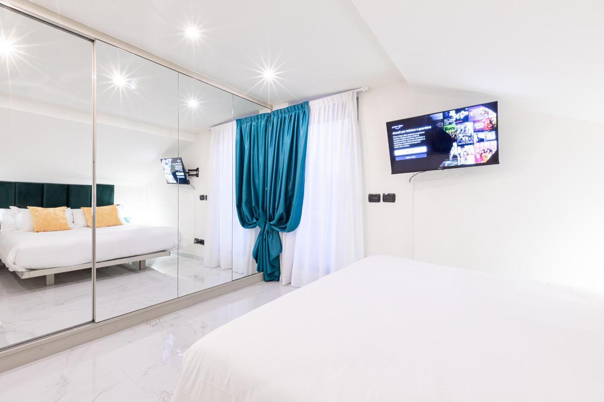 מילאנו Monte Napoleone Split-Level Terrace Apartment - Top Collection מראה חיצוני תמונה